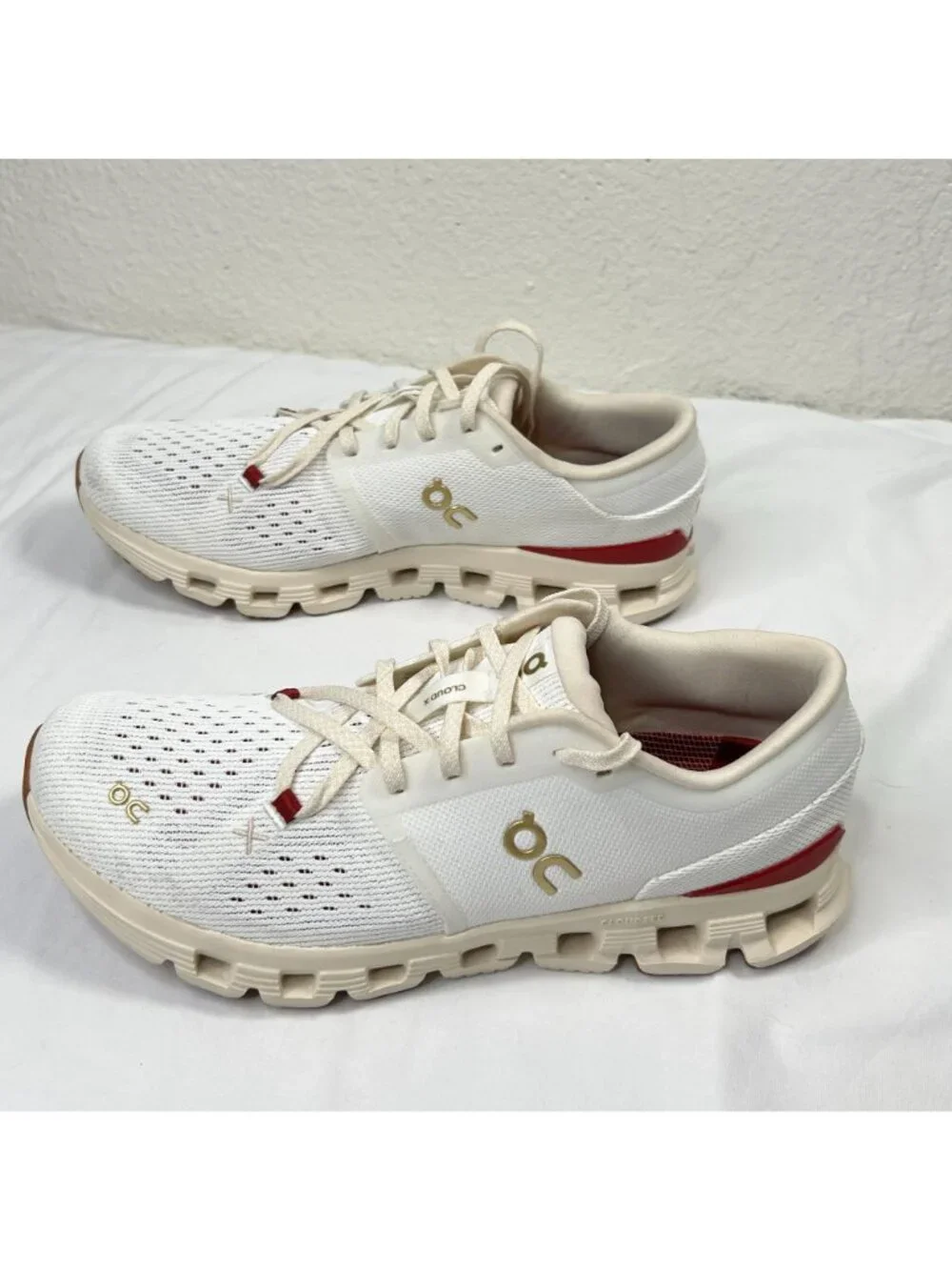 On Cloud X 4 Sneakers Limited Edition White Dark Red Trainers US Women's 9